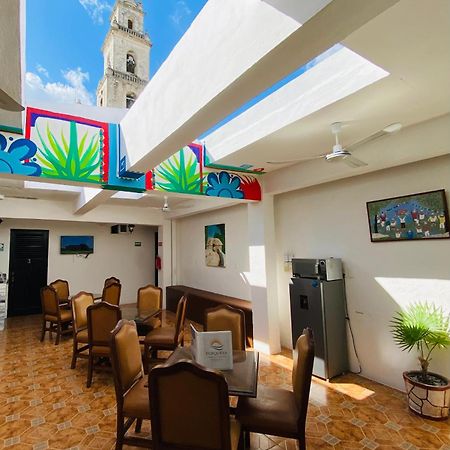 Hotel La Catedral Merida Bagian luar foto
