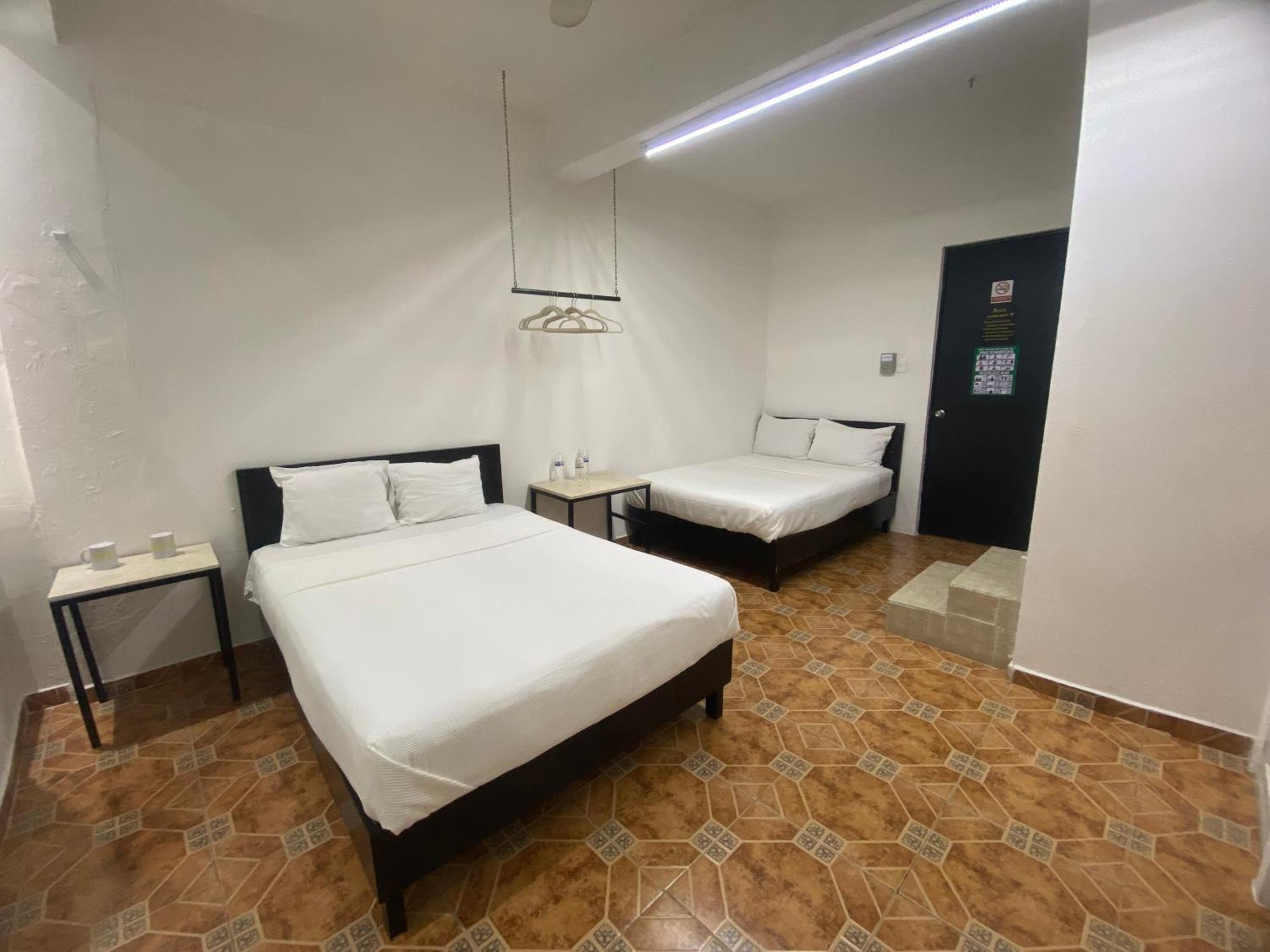 Hotel La Catedral Merida Bagian luar foto